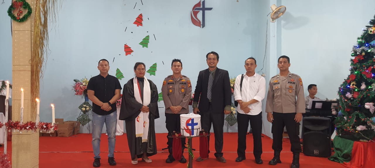 Kapolsek Perhentian Raja Kontrol Pengamananan Natal dan Cooling System Pemilu Damai